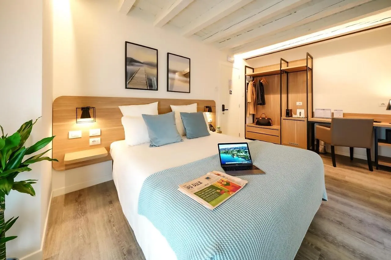 Bergamo Inn 15