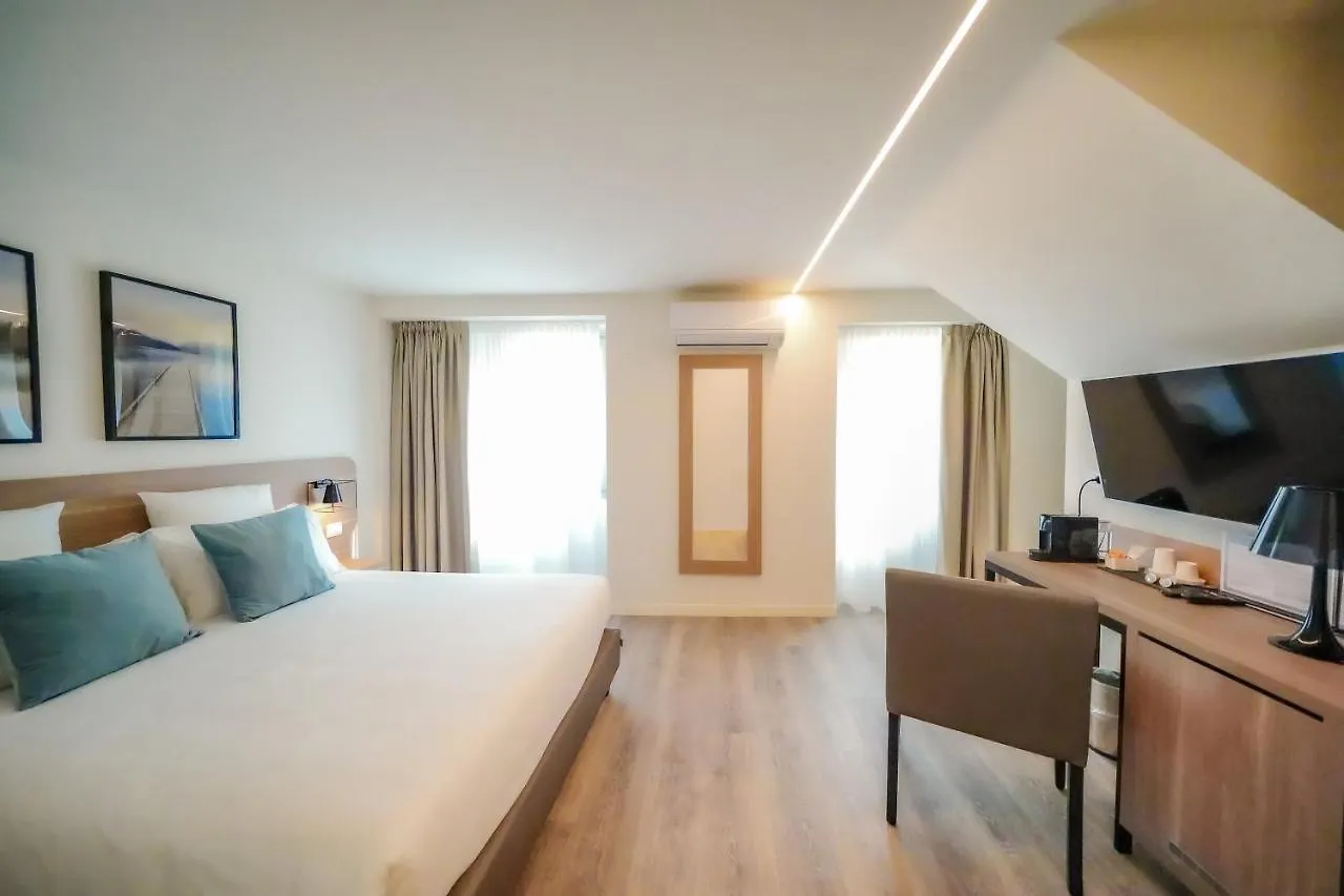בית הארחה Bergamo Inn 15