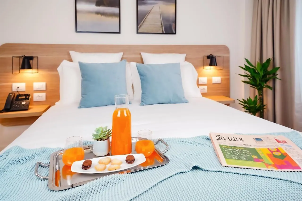 ***** Konukevi Bergamo Inn 15 İtalya