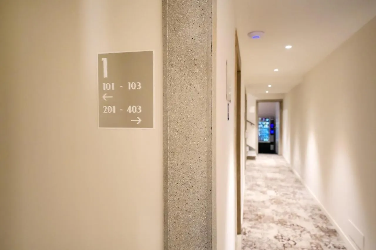***** בית הארחה Bergamo Inn 15 איטליה